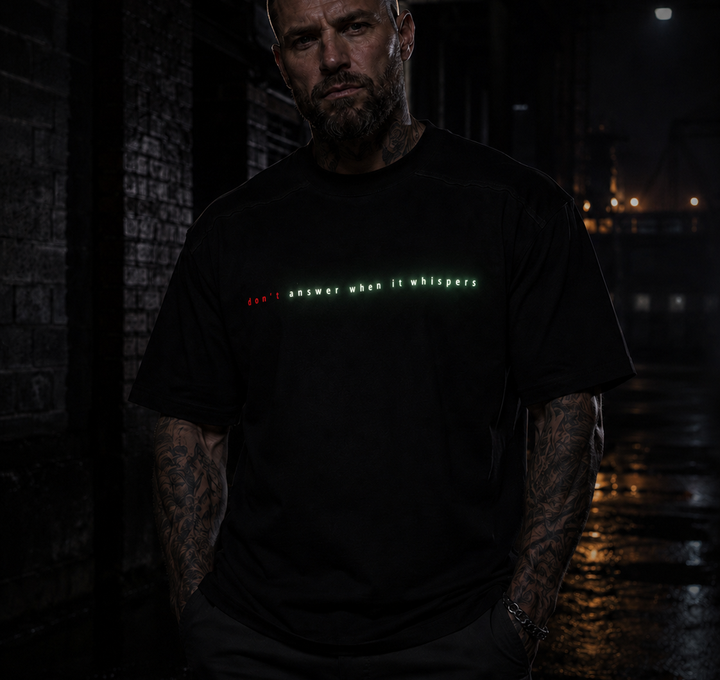 Halloween Shirt Herren – The Whisper Horror Tee | Dreizentia