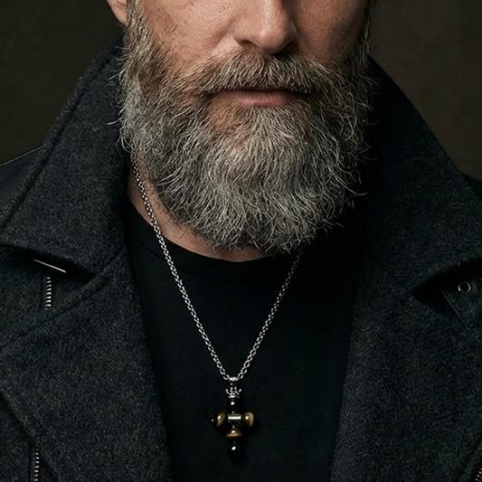 REGALIA – Kreuz der Könige · Obsidian