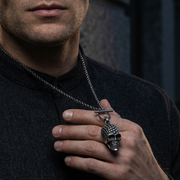 Skull Mist – Edelstahl Totenkopf Anhänger mit Kette (55 cm)