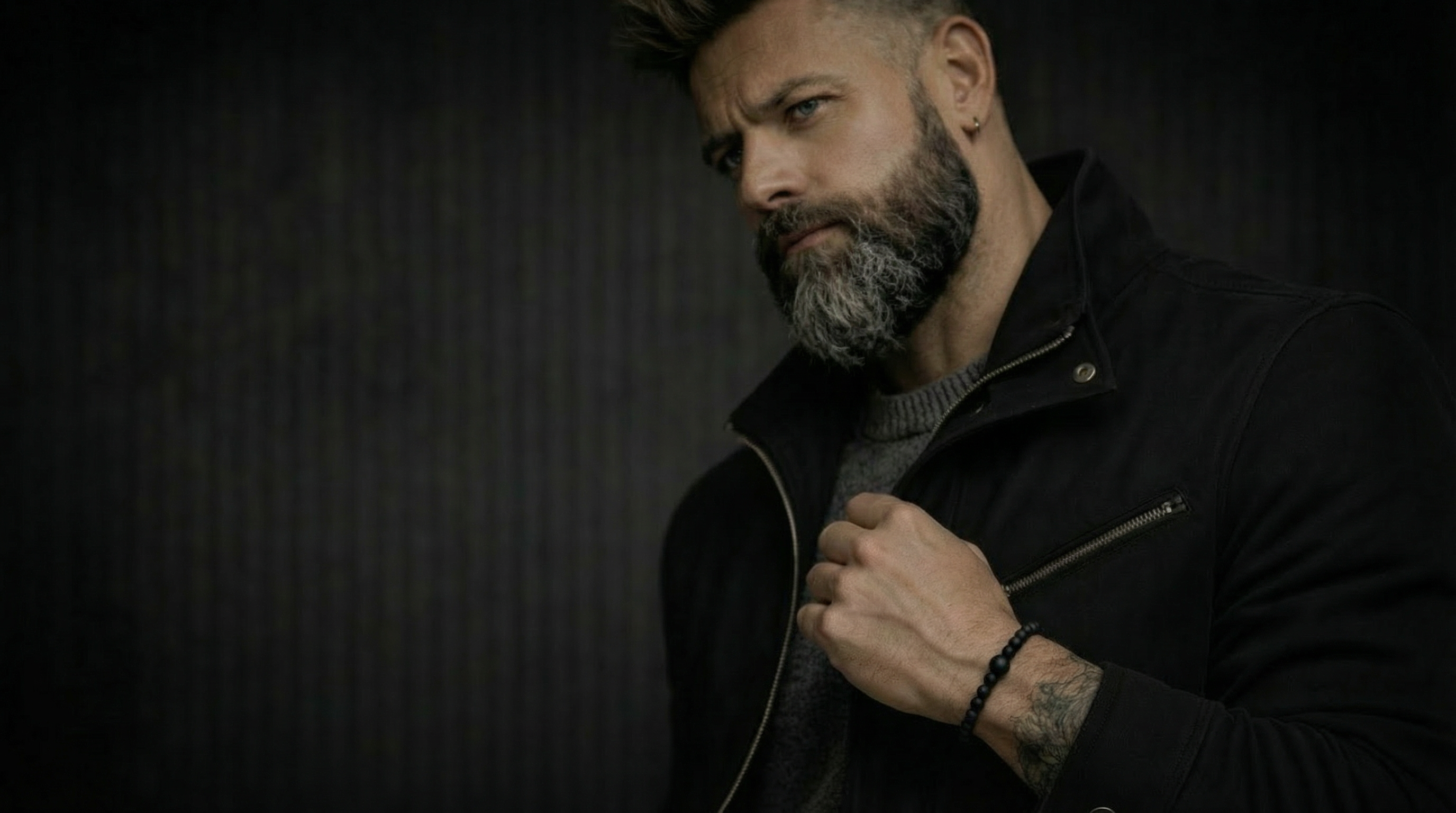 Infinity Balance – Onyx Pure. Man(n) trägt es.