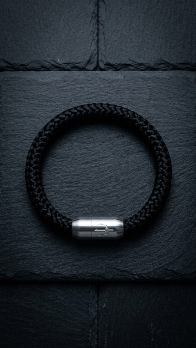 Nautic Force – Midnight Steel | Segeltauarmband Herren Schwarz 8mm